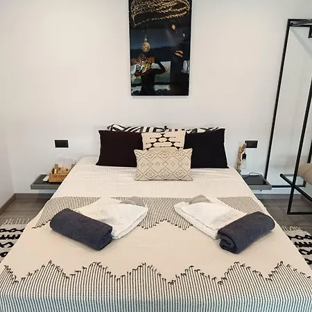 Casa Di Rea Sanfilippo Σορωνή