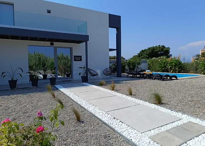 Casa Di Rea Sanfilippo فيلة Soroni